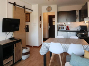 Appartement rénové avec piscine, sauna, hammam et wifi aux Orres 1800 - FR-1-322-278